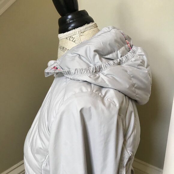 Lululemon Spring Fling Puffy Windbreaker Jacket Womens 6 Gray Hooded Full Zip - Picture 9 of 12